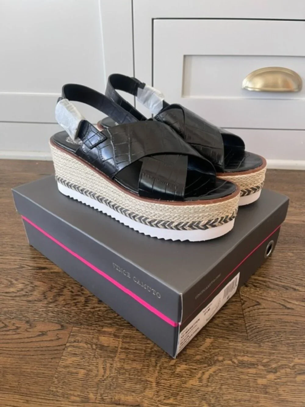 Vince Camuto Maretten Black Croc Leather Espadrille Platform Wedges 8.5 NIB